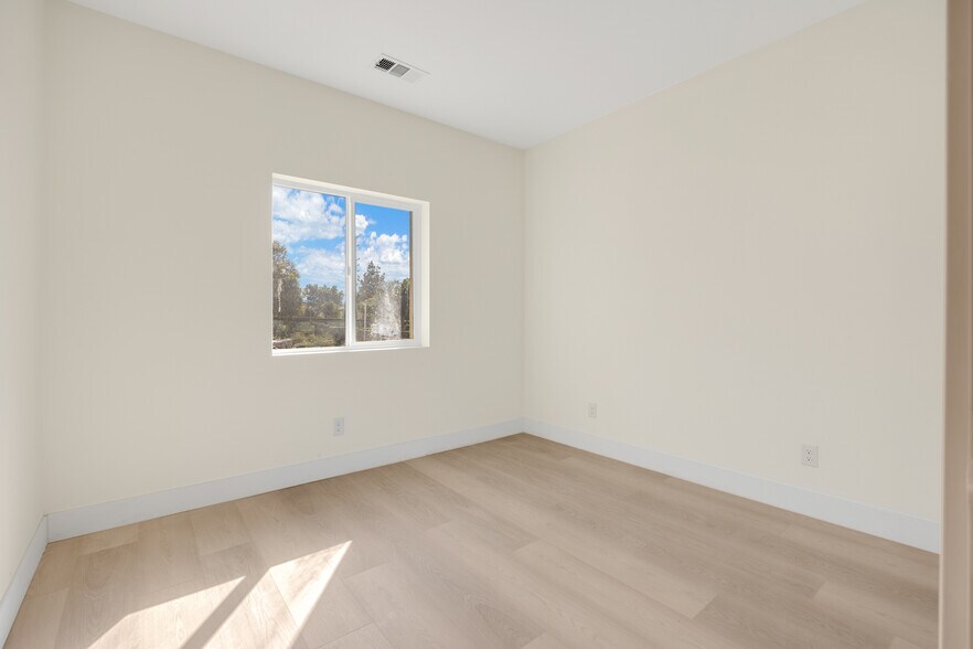 More Photos Of 3164 N Sterling Ave, San Bernardino Apartments For Sale