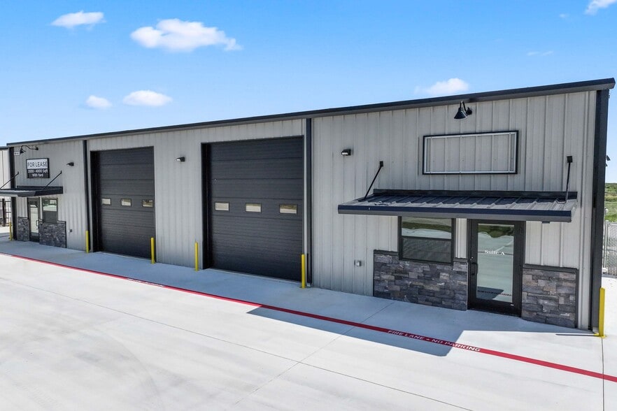 More Photos Of 2036 Seaborn Road Building 3 Suite A, Ponder Warehouse For Lease