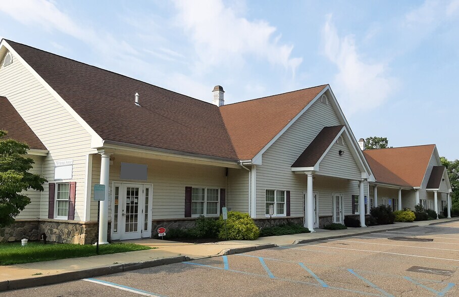 More Photos Of 792 Harrison Ave, Riverhead Medical For Sale