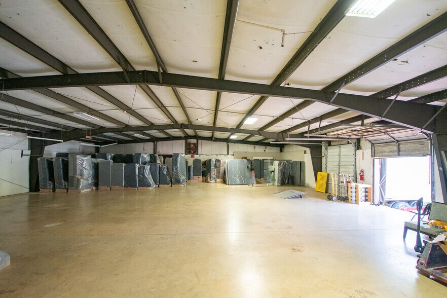 More Photos Of 248 W Franklinville St, Staley Manufacturing For Sale