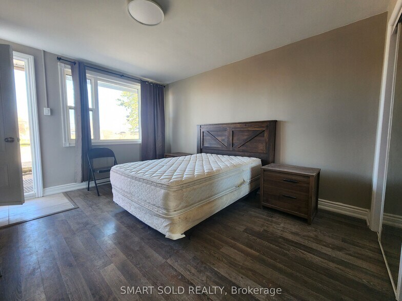 More Photos Of 20590 Highway 11, Bradford West Gwillimbury Hospitality For Sale