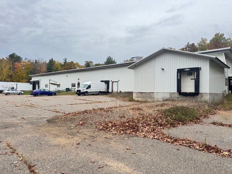 More Photos Of 2389 Airpark Rd, Rhinelander Manufacturing For Sale