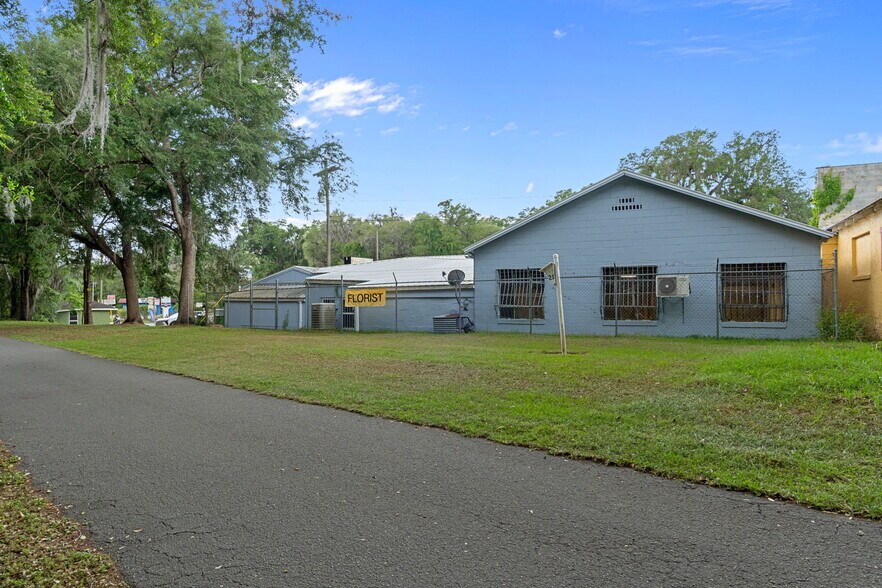 More Photos Of 7805 S Florida Ave, Floral City Freestanding For Sale