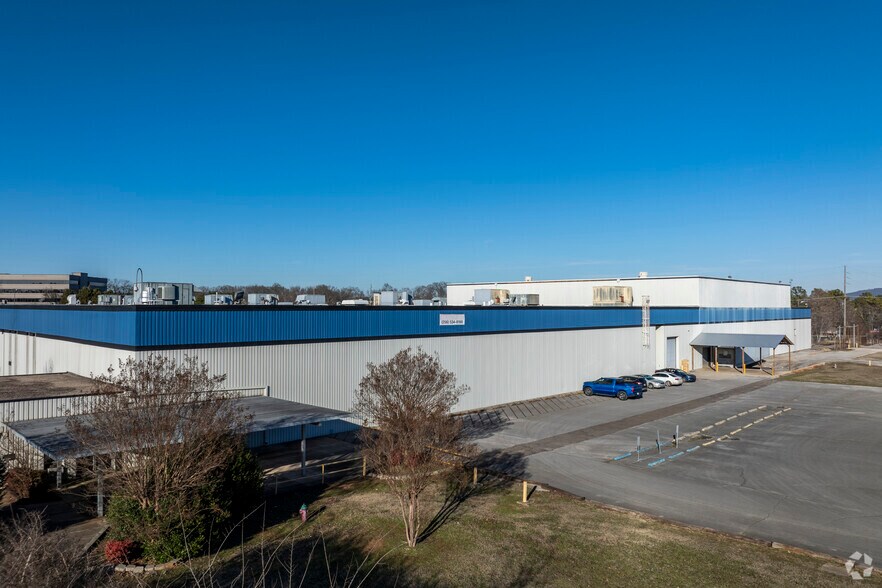 Primary Photo Of 103 Wynn Dr, Huntsville Warehouse For Lease