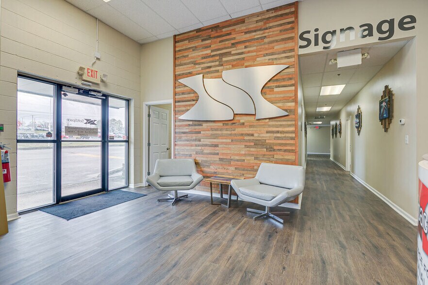 More Photos Of 1512 Nashville Hwy, Columbia Manufacturing For Lease