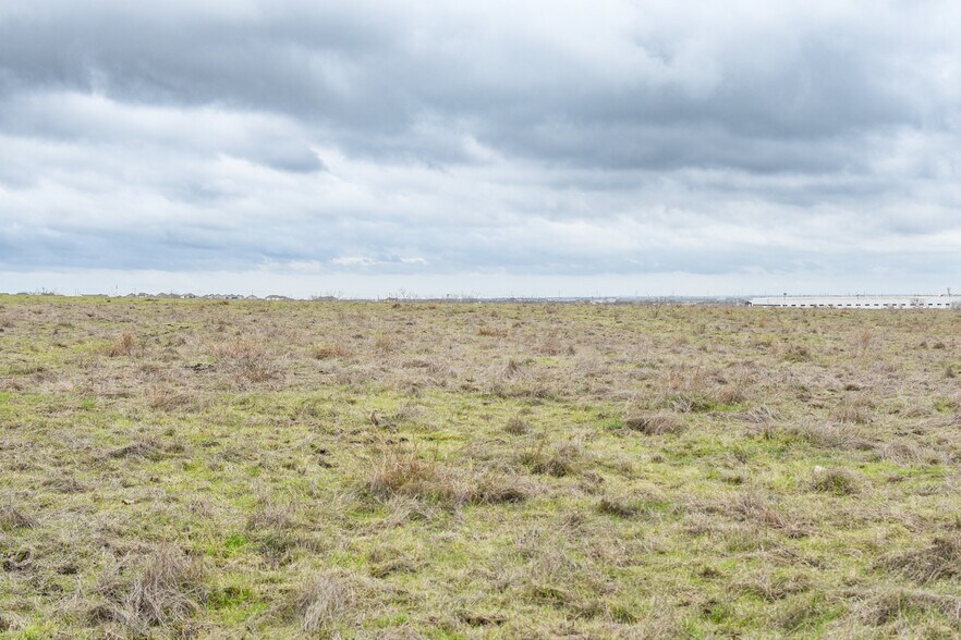 More Photos Of 0 Interstate 35 Frontage Rd, New Braunfels Land For Sale