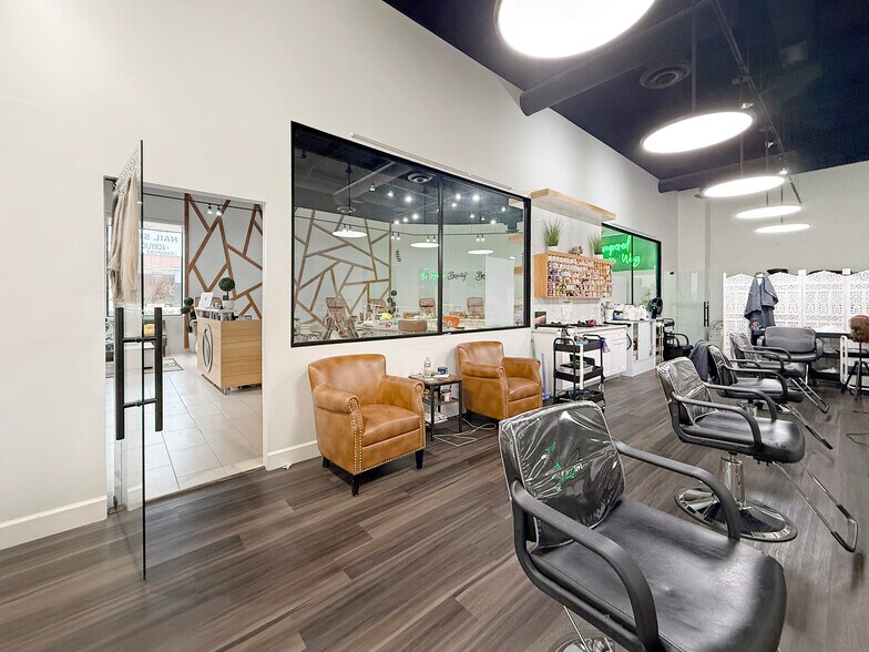 More Photos Of 13044 Grant Rd, Cypress General Retail For Sale