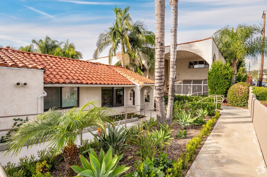 More Photos Of 1001 N Harbor Blvd, La Habra Apartments For Sale