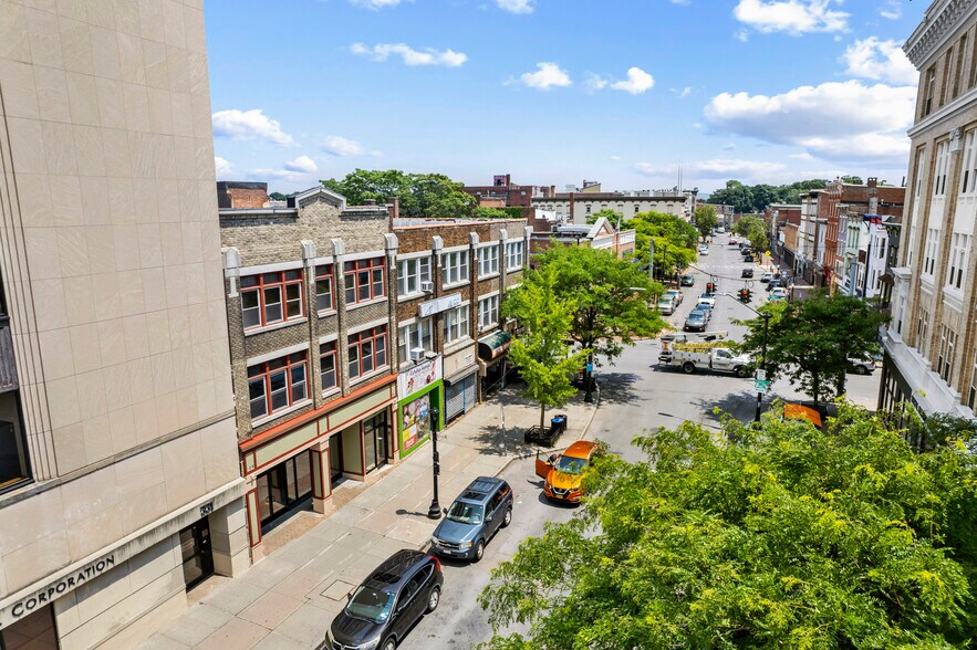 More Photos Of 337 Main St, Poughkeepsie Apartments For Lease