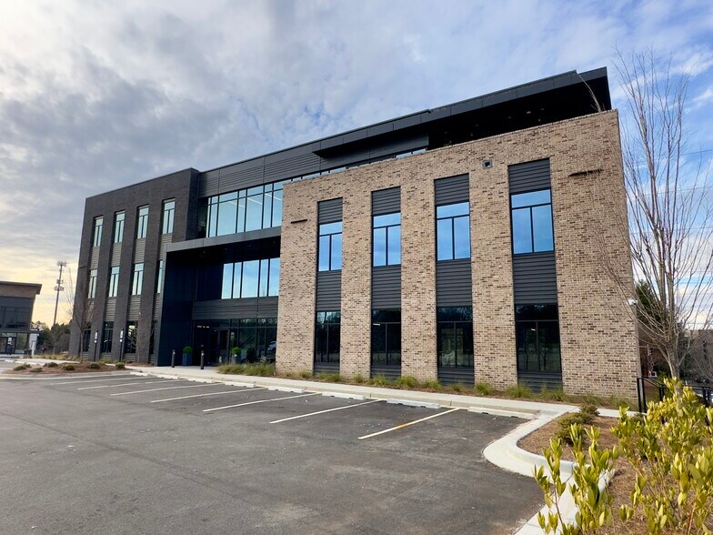 More Photos Of 11520 Davis Dr, Alpharetta Office For Lease