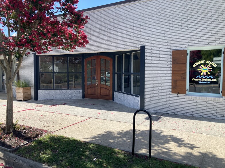 Primary Photo Of 902-910 Castle St, Wilmington Storefront Retail Office For Lease