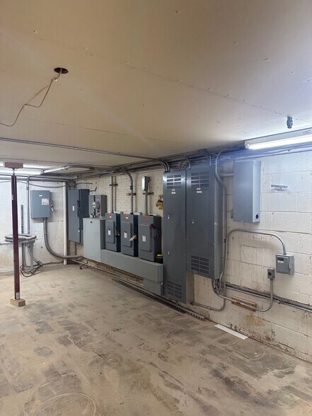 More Photos Of 321 Ramsdell Ave, Buffalo Warehouse For Lease