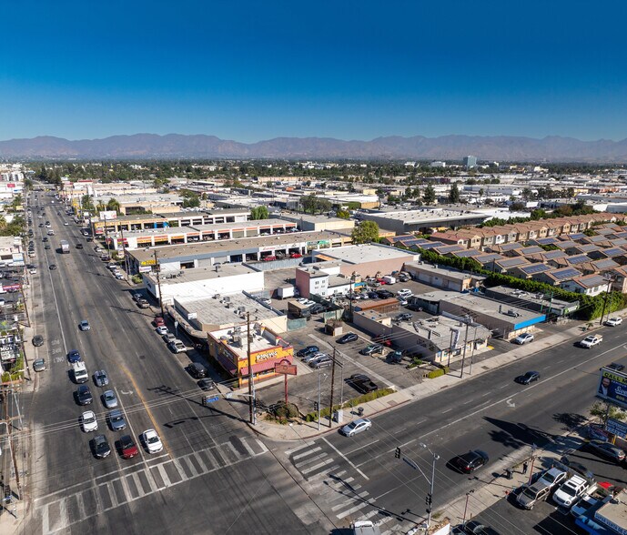 More Photos Of 7610 Sepulveda Blvd & 15243 Saticoy St., Van Nuys Land For Lease