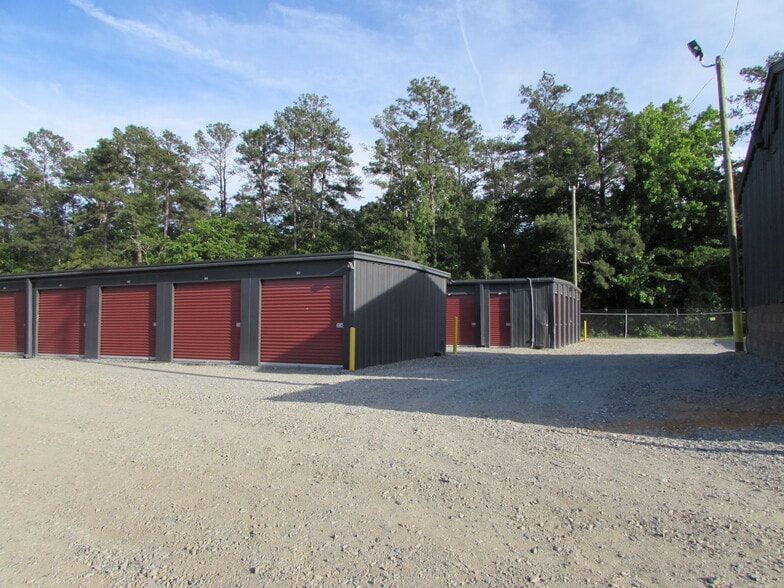 More Photos Of 5550 Hawkinsville Rd, Macon-Bibb Self Storage For Sale
