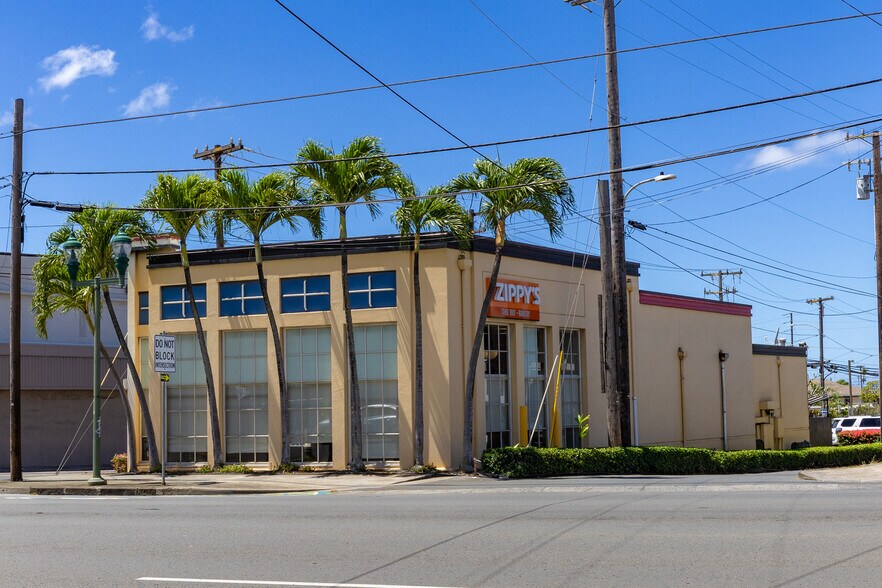 More Photos Of 904 Mokauea St, Honolulu Restaurant For Sale