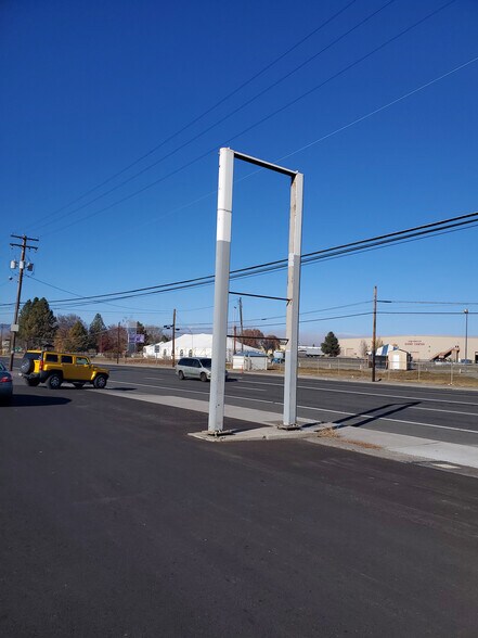 More Photos Of 3732 S 6th St, Klamath Falls Land For Sale