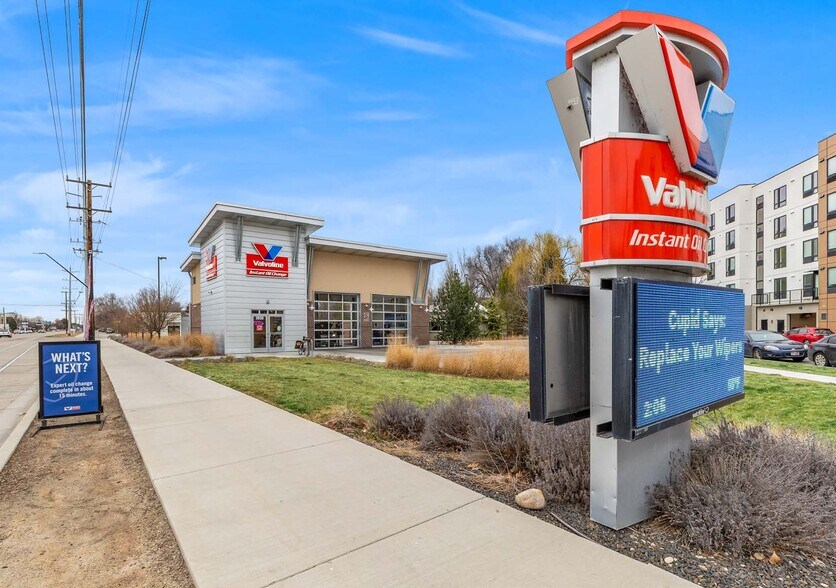 More Photos Of 3930 W State St, Boise Auto Repair For Sale