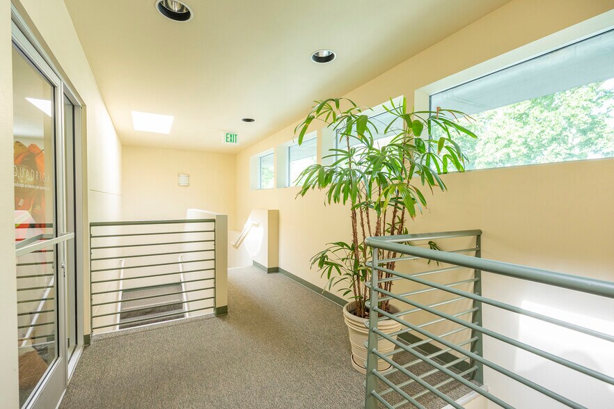 More Photos Of 1415 21st St, Sacramento Office For Sale