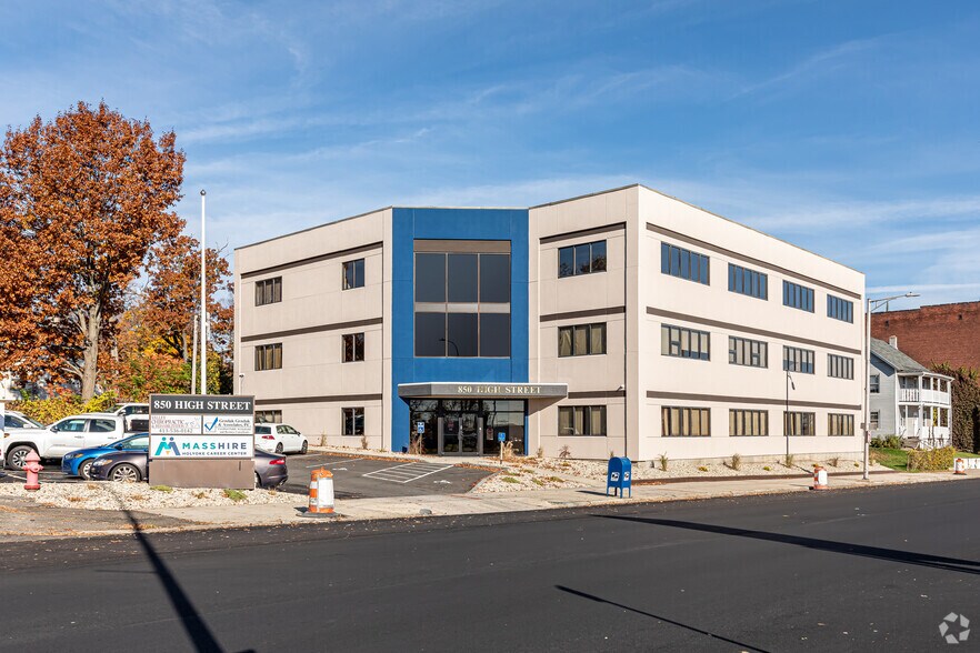 More Photos Of 850 High St, Holyoke Medical For Lease