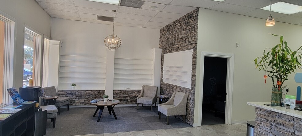 More Photos Of 640 Grand Ave, San Marcos Freestanding For Lease