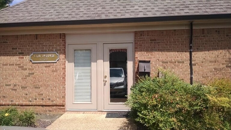 More Photos Of 1926 Exeter Rd, Germantown Office For Sale