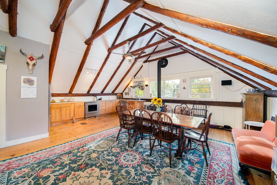 More Photos Of 95 Middletown Rd, South Londonderry Restaurant For Sale