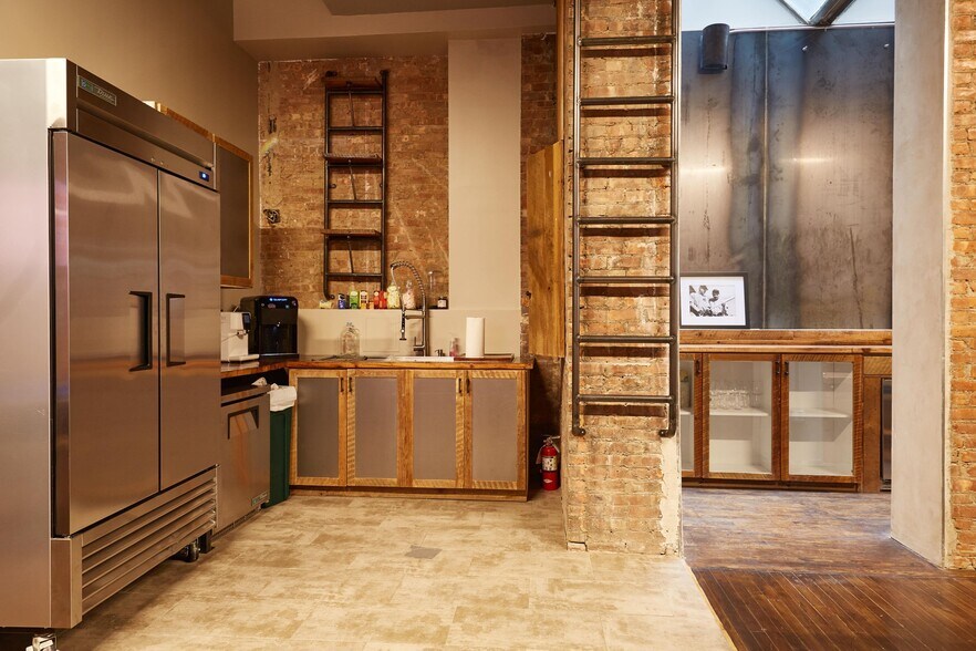 More Photos Of 1178 Broadway, New York Office For Lease