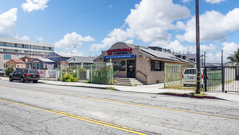 More Photos Of 10300 S Inglewood Ave, Inglewood Freestanding For Sale