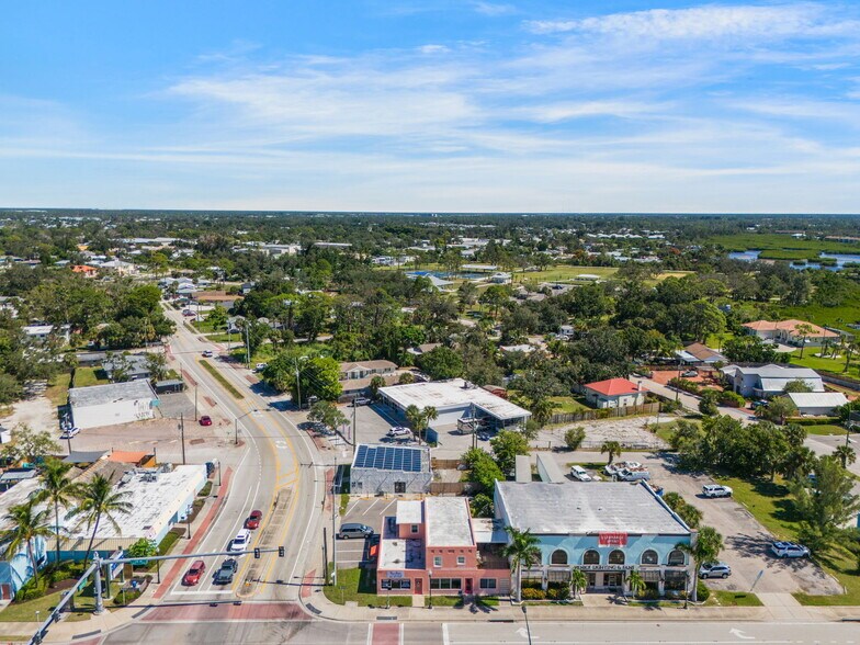 More Photos Of 901 S Tamiami Trl, Nokomis Storefront Retail Office For Sale