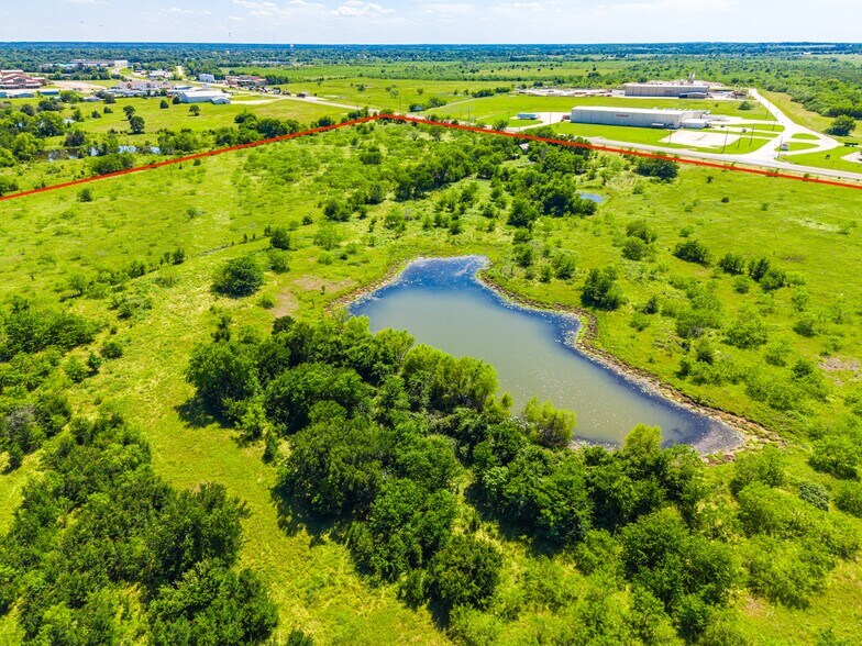 More Photos Of Highway 14, Groesbeck Land For Sale