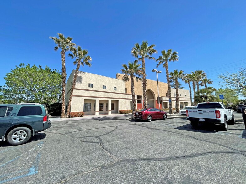 More Photos Of 44725 10th St W, Lancaster Medical For Sale