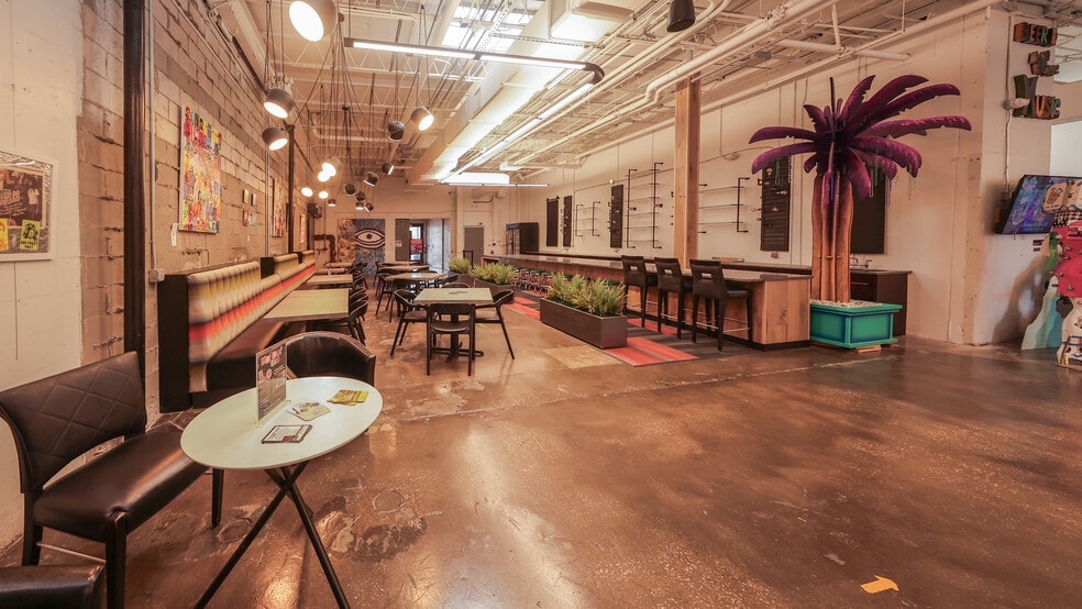 Primary Photo Of 2606 Fairfield Ave S, Saint Petersburg Light Manufacturing For Lease