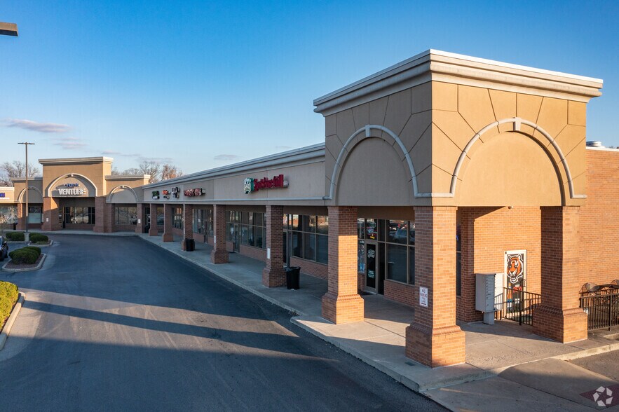 More Photos Of 3187 Western Row Rd, Maineville Storefront For Lease