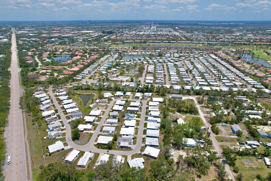 More Photos Of 16271 McGregor Blvd, Fort Myers Land For Sale