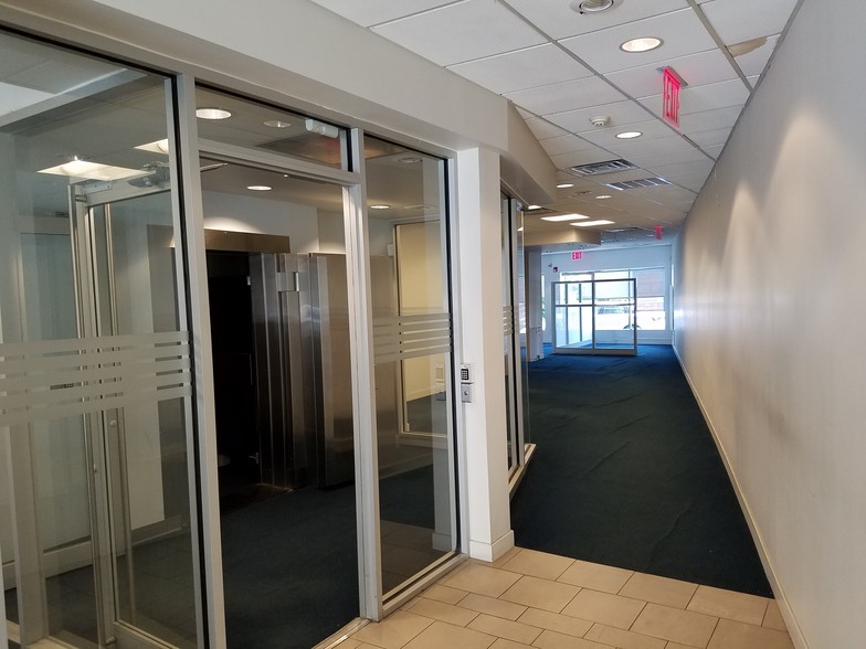 More Photos Of 215 Main St, Fort Lee Office For Sale