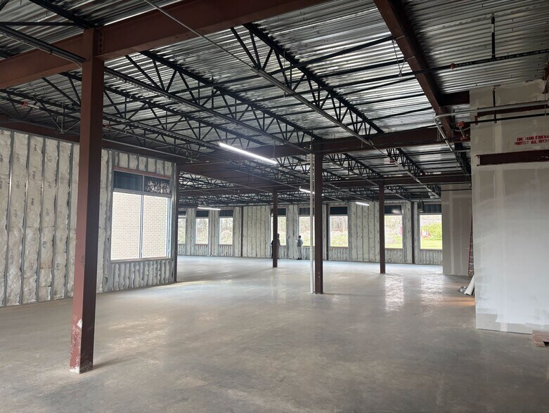More Photos Of 7355 Main St, Woodstock Medical For Lease