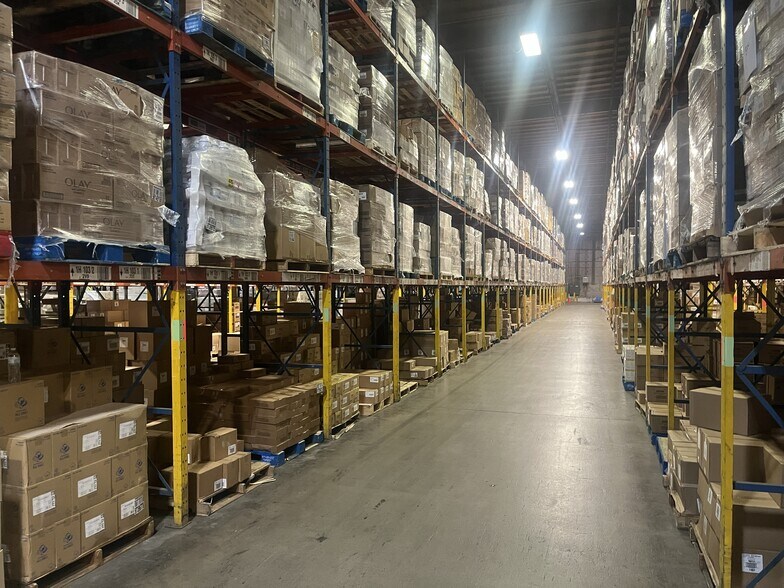 More Photos Of 4400 Florin Perkins Rd, Sacramento Distribution For Lease