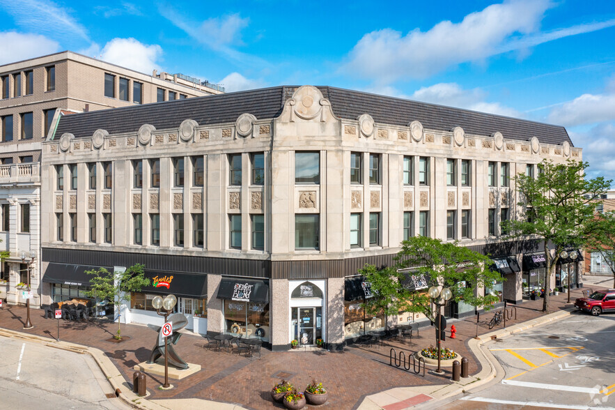 Primary Photo Of 1866 Sheridan Rd, Highland Park Medical For Lease