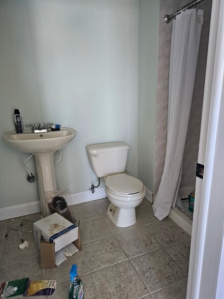 More Photos Of 629 Broadway, Bayonne Medical For Sale