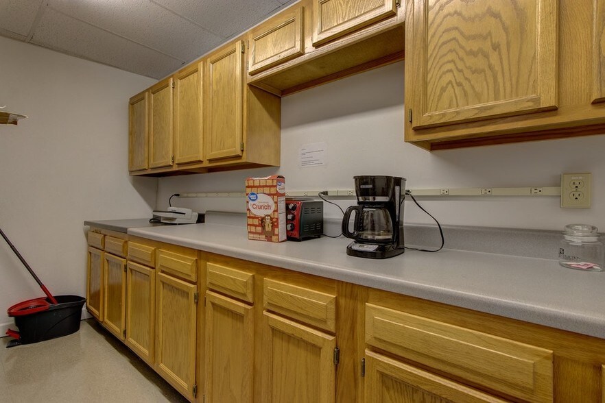 More Photos Of 4311 Appleton Ave NW, Roanoke Office For Lease