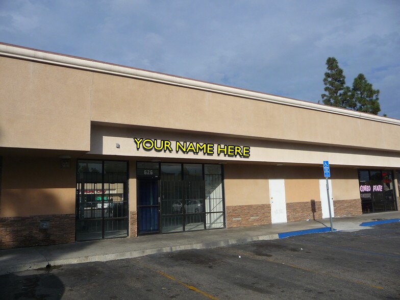 Primary Photo Of 626-666 S Harbor Blvd, Santa Ana Unknown For Lease