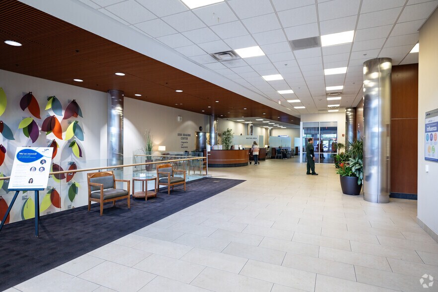 More Photos Of 1011 Bowles Ave, Fenton Medical For Lease