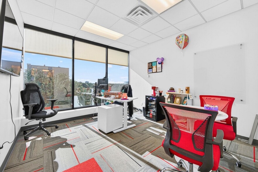 More Photos Of 930 S Harbor City Blvd SW, Melbourne Office For Sale