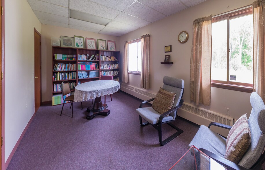 More Photos Of 1274 Penfield Center Rd, Penfield Religious Facility For Sale