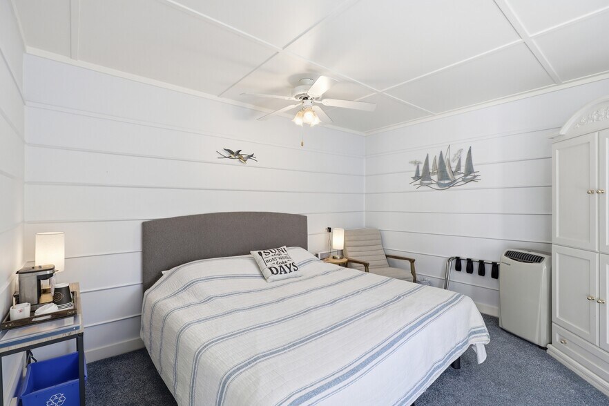 More Photos Of 7001 Savona Access Rd, Thompson-Nicola Hotel For Sale