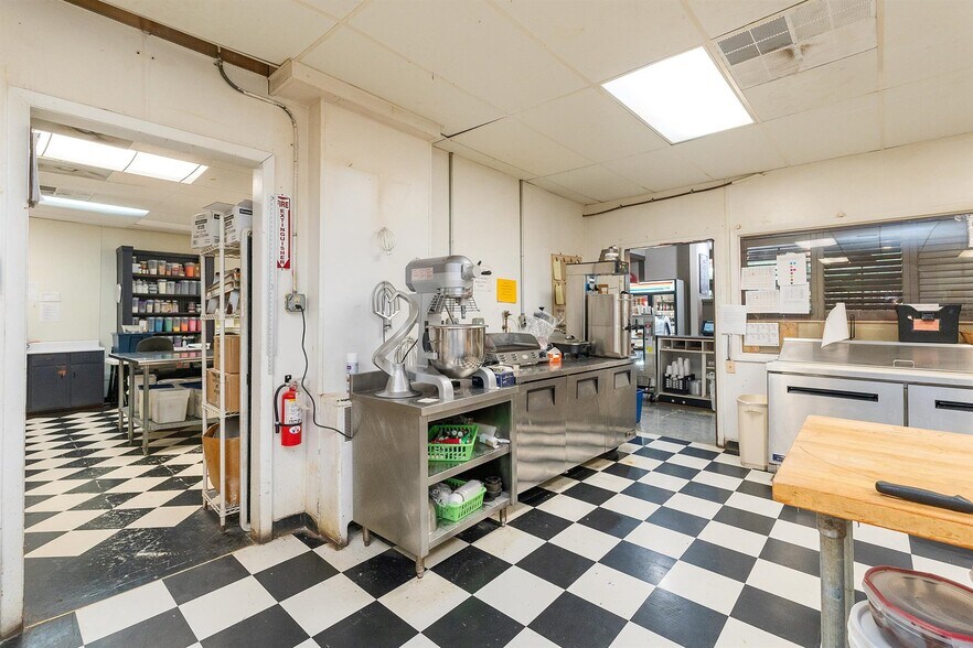 More Photos Of 100 W German St, Shepherdstown Storefront Retail Residential For Sale