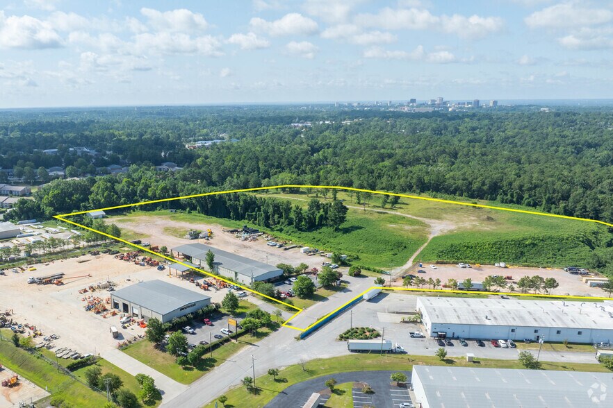 More Photos Of 141 Cort Rd, Columbia Warehouse For Lease