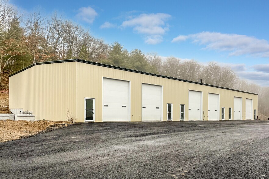 Primary Photo Of 35 Commercial Dr, Wrentham Warehouse For Lease