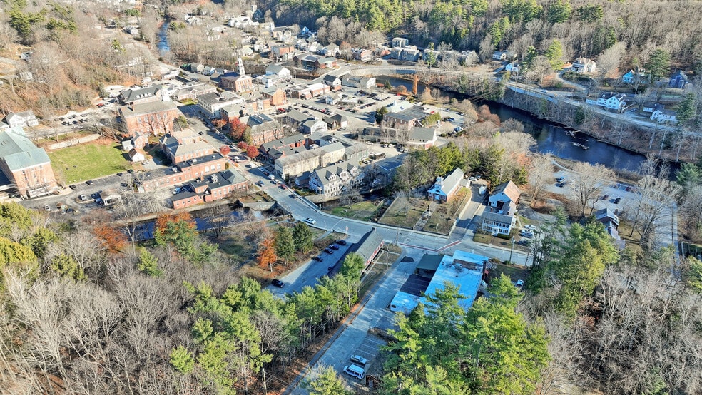 More Photos Of 43 Grove St, Peterborough Freestanding For Sale