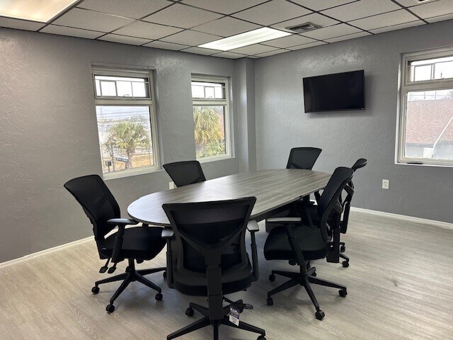 More Photos Of 360 E Landstreet Rd, Orlando Warehouse For Sale